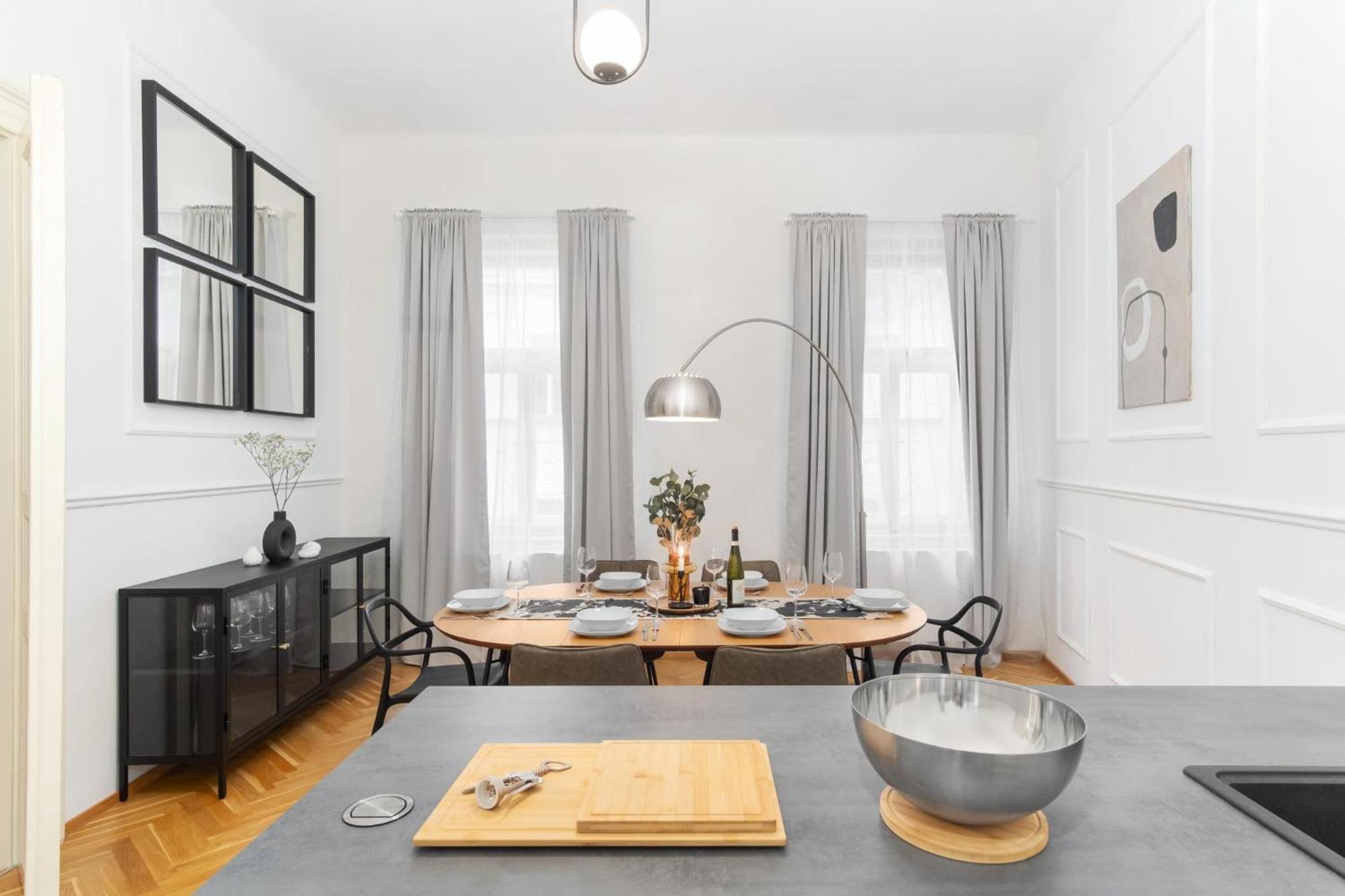 Stru House By Prague Days - Luxurious Apartments Next To National Theatre Praga Exterior foto
